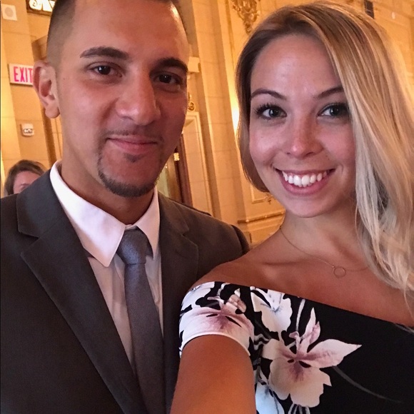 Meet your Posher, Brittney - Picture 1 of 1